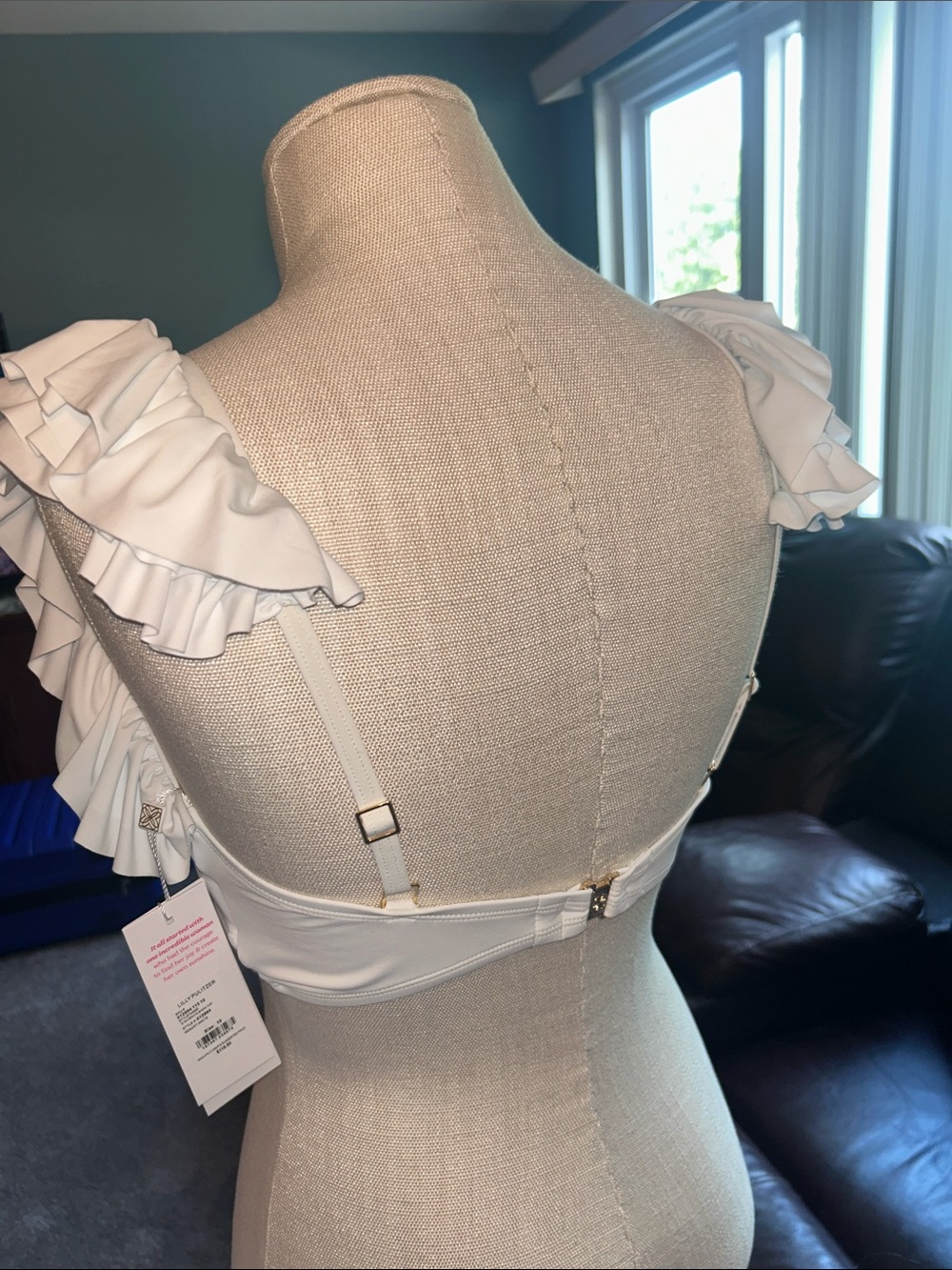NWT- Lilly Pulitzer White Ruffle Sleeve Bikini Set - 2 pc Swimwear TOP 10 BOTT 8 - Picture 9 of 11
